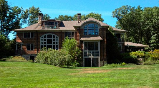 134 Farm Road, Sherborn, MA