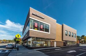 013e 171022 1234 Boylston Street Chestnuthill